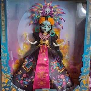 Skelita Calaveras Dia De Muertos Edition